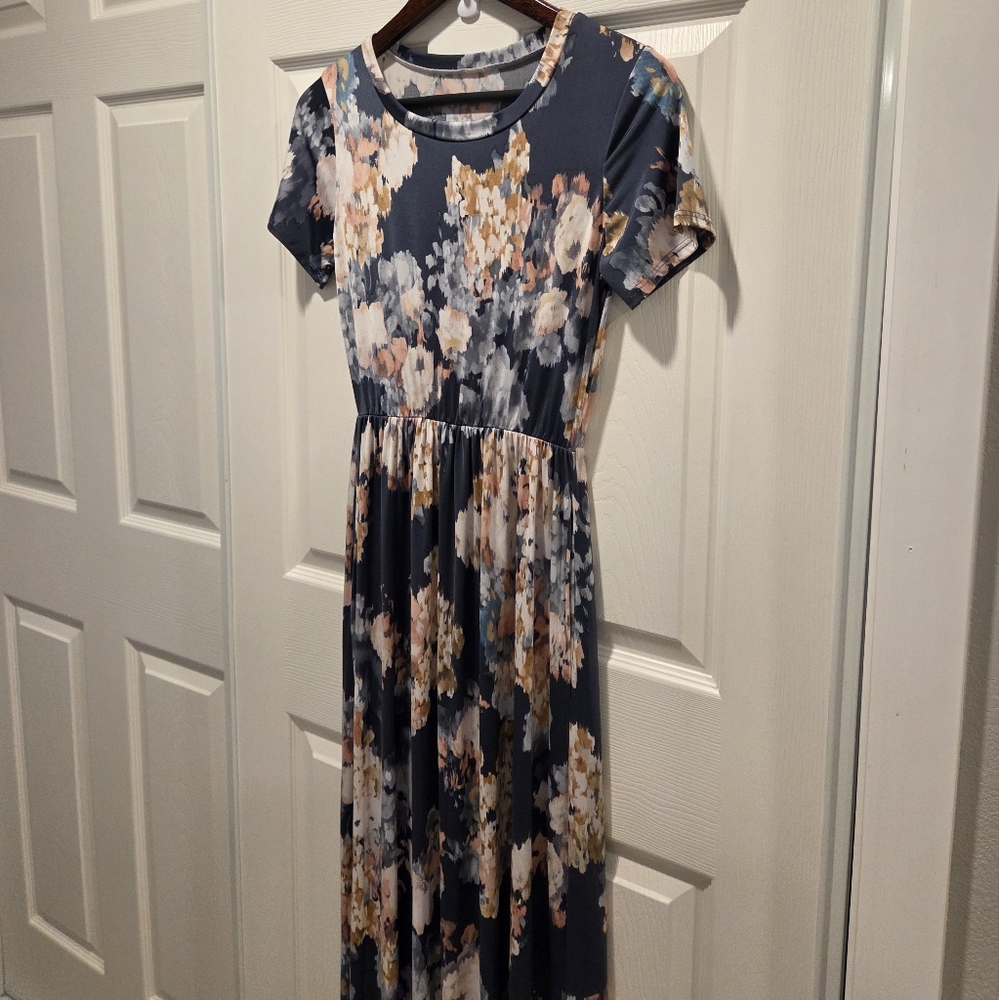 Floral Maxi Dress in Blue and Cream